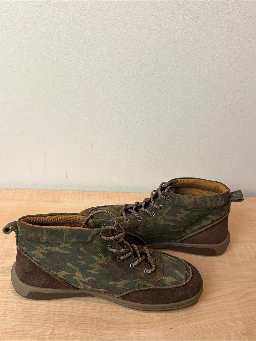 Flag LTD. Freddie Nubuck Camo Lace Up Boots  - Size 6M